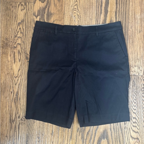 Talbots Perfect Black Bermuda Shorts - Picture 1 of 7